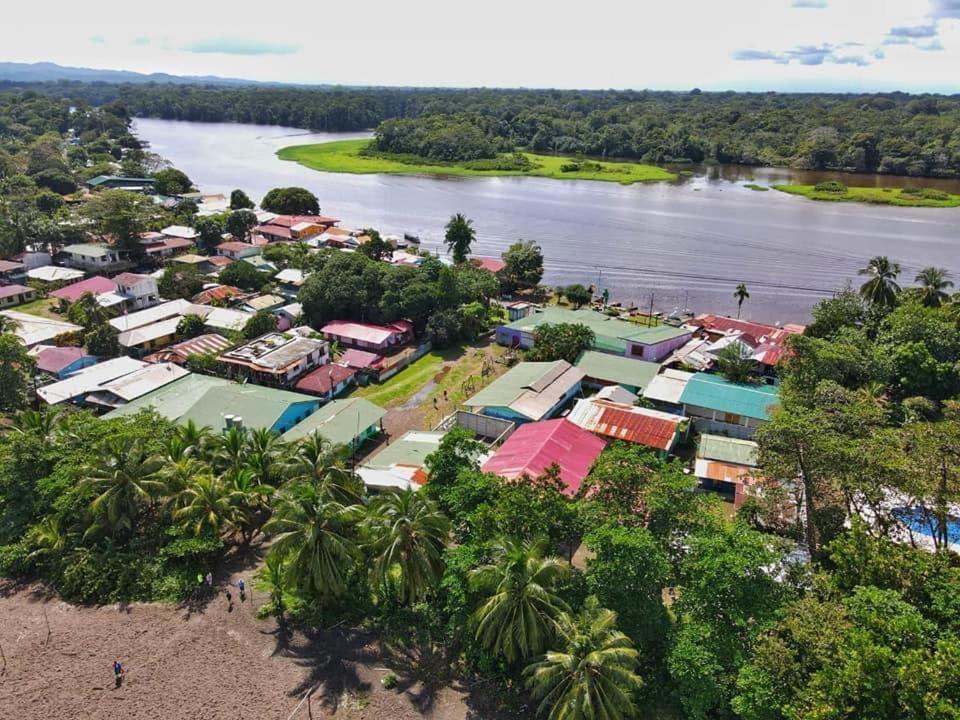 Bed and Breakfast Casa Caribe à Tortuguero Extérieur photo